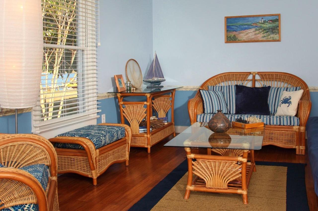 The Inn At Tabbs Creek Port Haywood Buitenkant foto